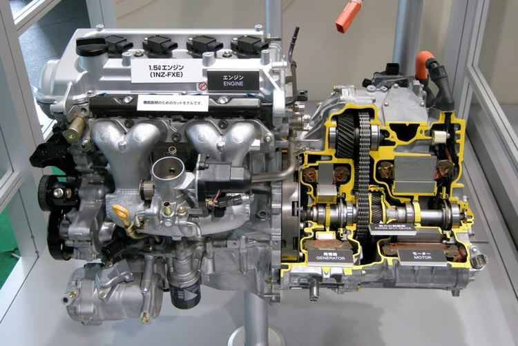 Гибридный двигатель от Toyota