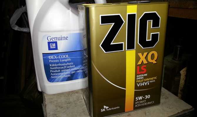 Моторное масло ZIC и GM