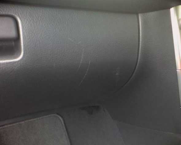 Удаление царапин на пластике в салоне автомобиля: чем убрать, как ...