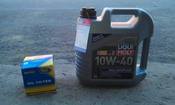 Масляный фильтр и моторное масло Liqui Moly 10W40
