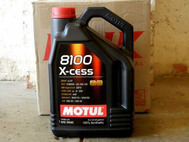 Моторное масло Мотюл 8100